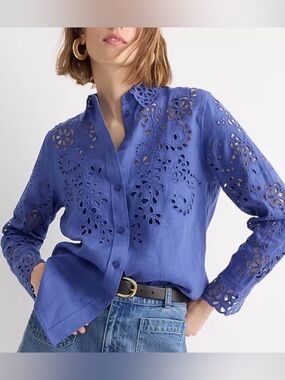J.Crew Blue Floral Eyelet Linen Blouse Button Up Top Classic Fit Size 6